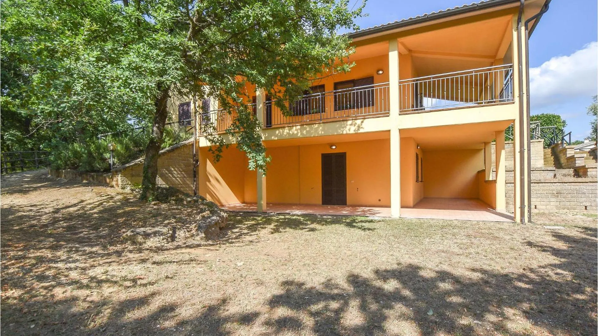 Villa Bianca-Anticheterme Sorano  Italy